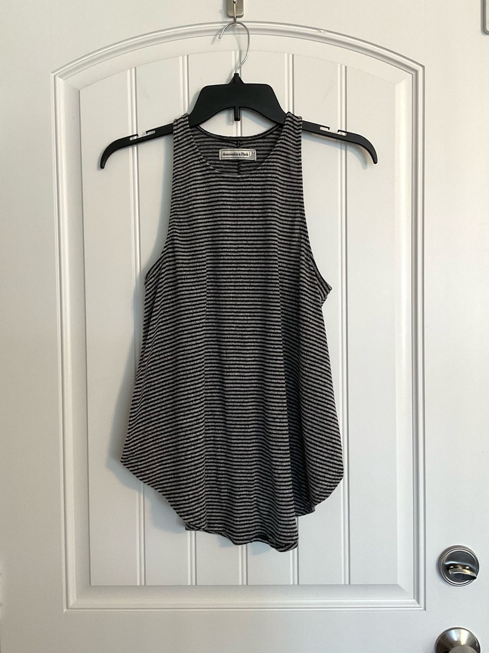 Abercrombie & Fitch Women’s Racerback Black and Grey Striped Tank‎ Size Medium